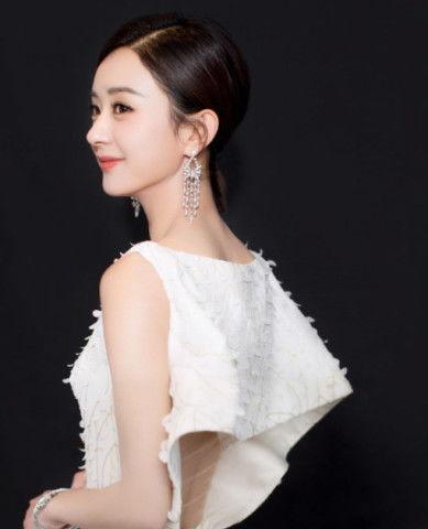 明星赵丽颖,从青涩小花到实力派女神的蜕变之路