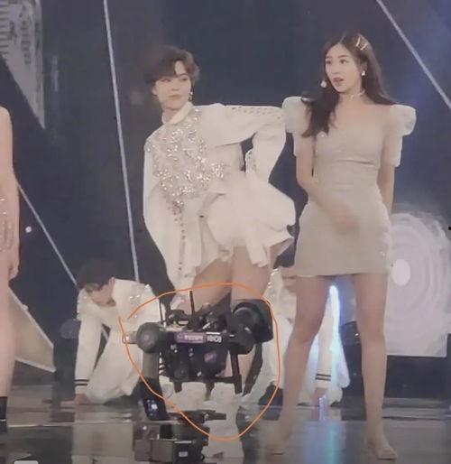 明星裙底凹,揭秘时尚界的神秘魅力